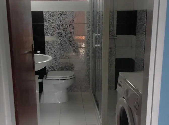 Apartment In Villa, Big Garden, Private Pool, Close To And Town *