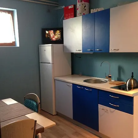 In Villa, Big Garden, Private Pool, Close To And Town * زادار