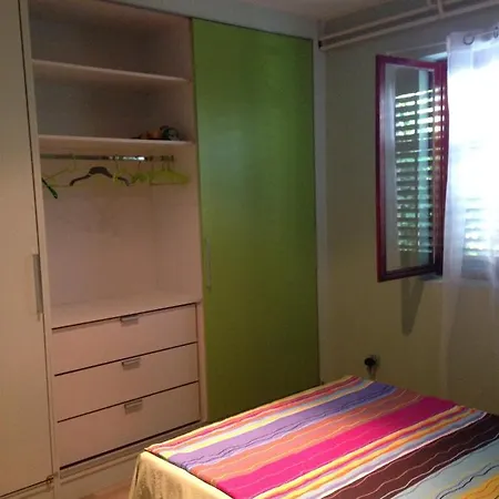 Appartement In Villa, Big Garden, Private Pool, Close To And Town